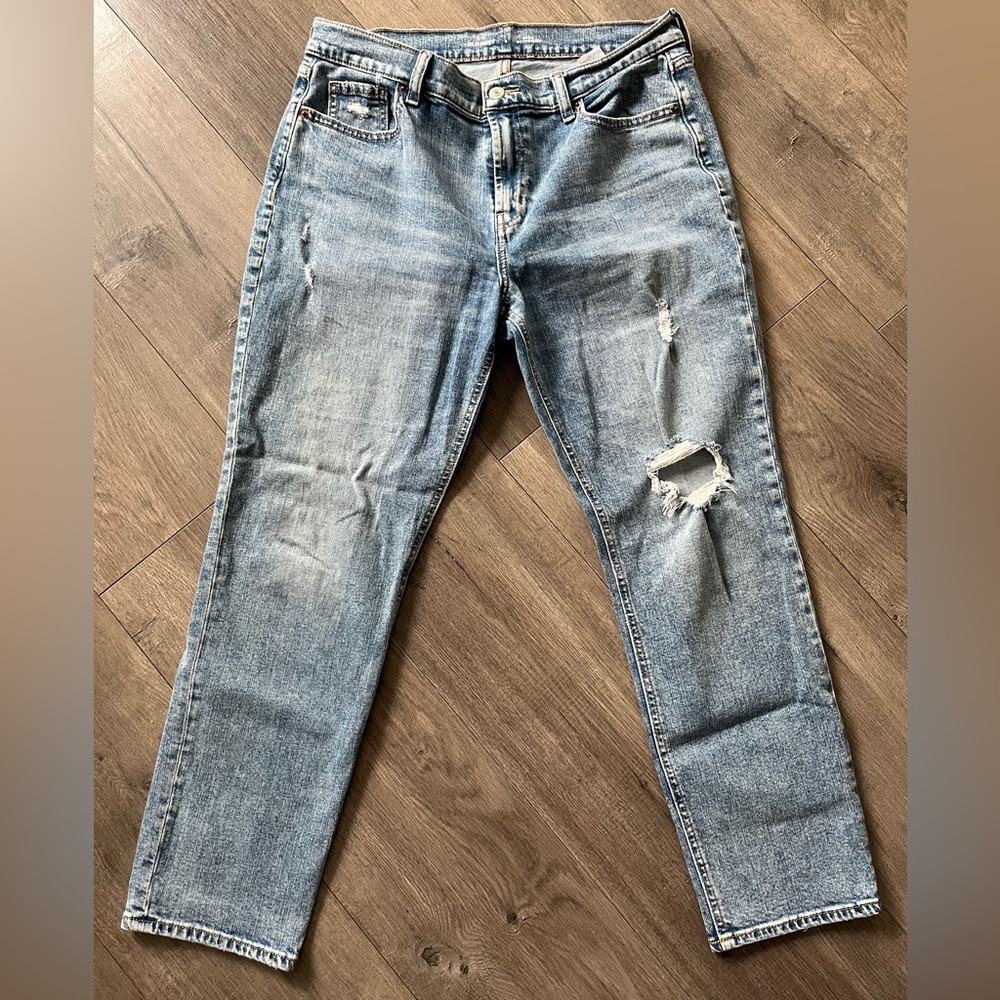 Old Navy Mid-rise Boyfriend jeans